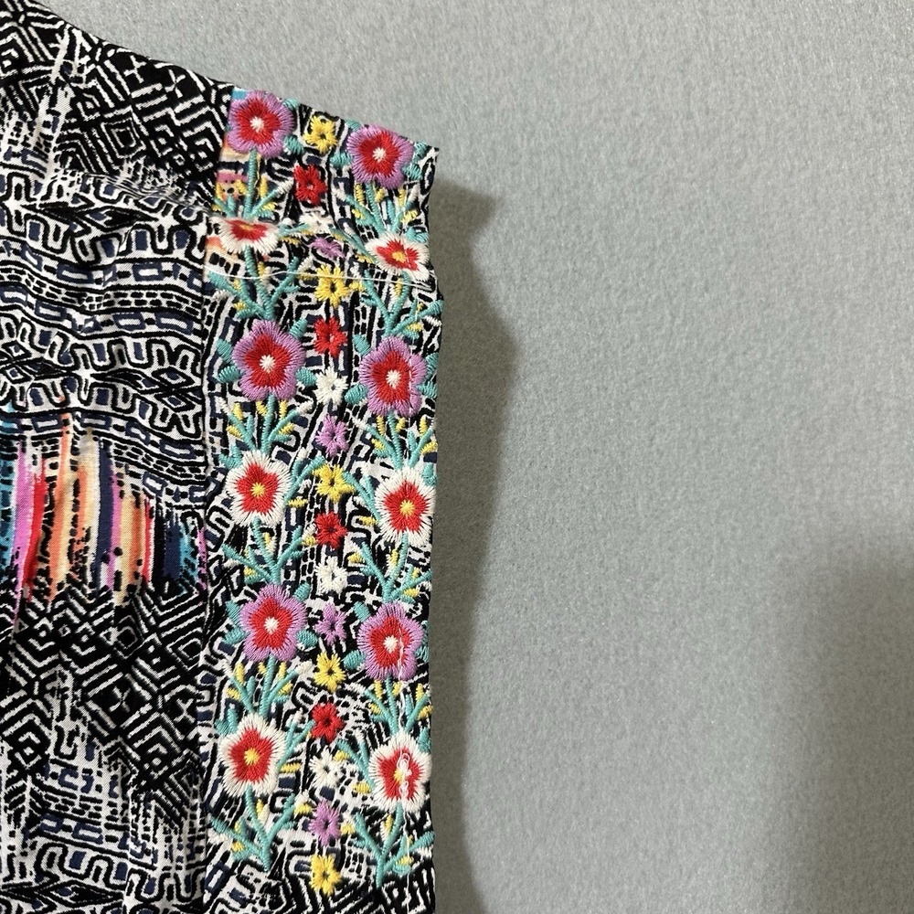 Savanna Jane Floral Embroidered Popover Top Black Artsy Boho Womens's 3X NWOT - Picture 7 of 11